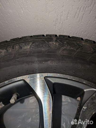 Nokian Tyres Hakkapeliitta 7 235/60 R17