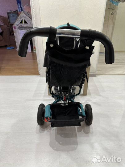 Велосипед детский трехколесный с ручкой