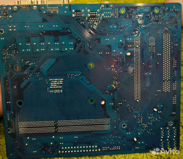 Материнская плата