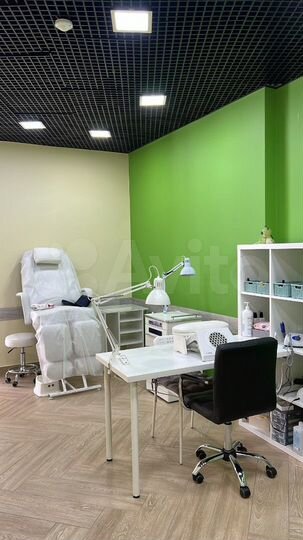 Аренда места мастера маникюра