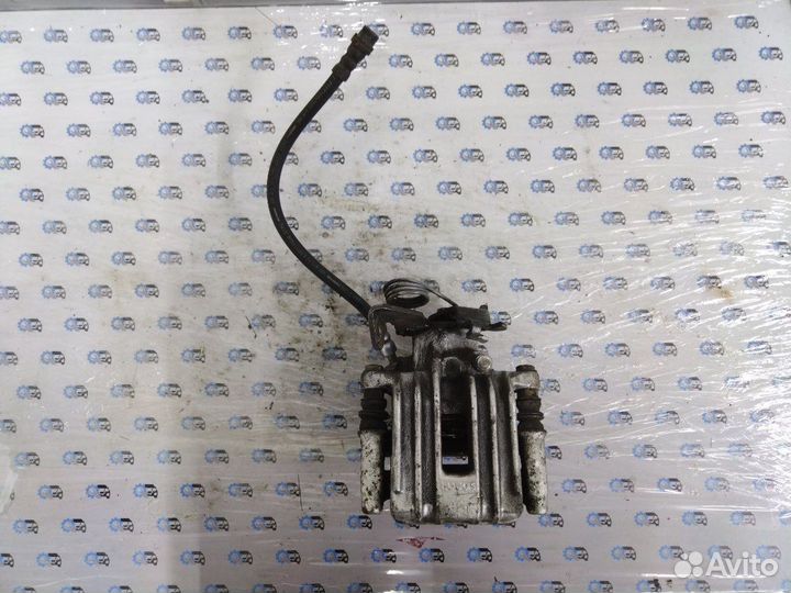 Суппорт задний правый Audi A6 C5 2.8 1999