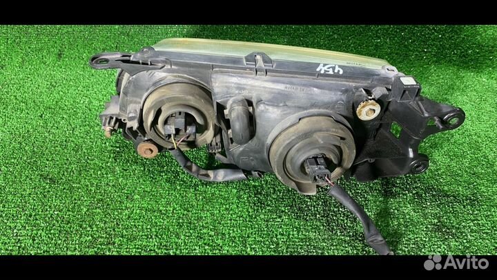 Фара передняя правая Mazda 626 GF