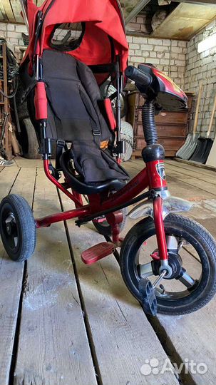 Детский велосипед с ручкой