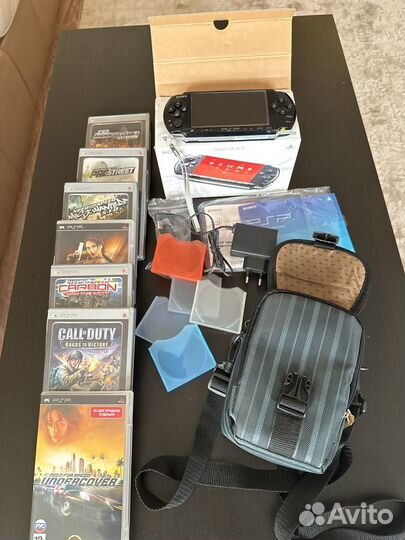 Игровая приставка Sony PSP 3008