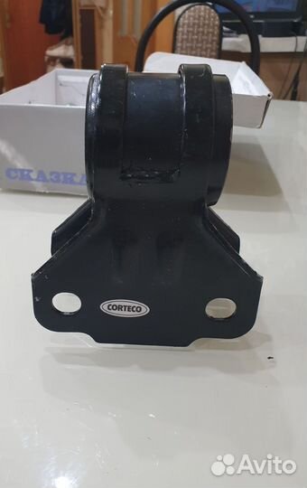 Сайлентблоки задние переднего рычага форд фокус 3