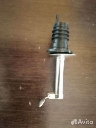 Дозатор на бутылку