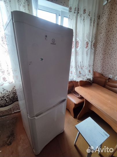 Холодильник