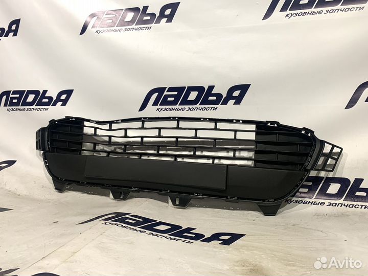 Решетка бампера Kia Rio(17) нижняя