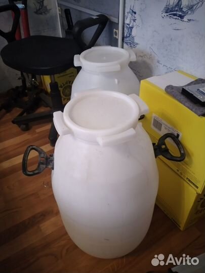 Емкость для воды пластиковая 50л