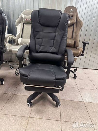 Офисное кресло с массажем