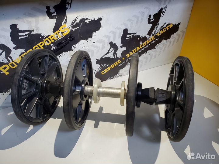 Ось задних роликов 200 мм снегох BRP Ski-Doo Lynx