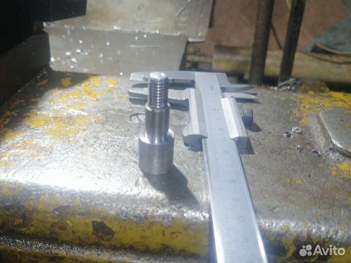 Токарные работы по металлу