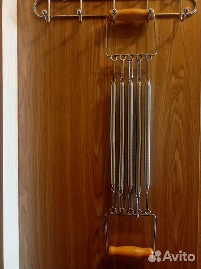 Эспандер пружинный и кистевой