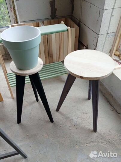 Столик кофейный Тумбочка прикроватная