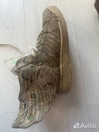 Adidas jeremy scott wings 2.0 money