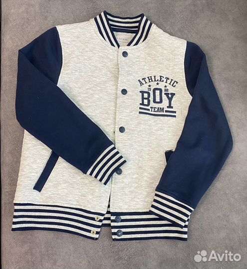 Куртка бомбер