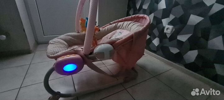 Шезлонг детский