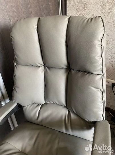 Офисное кресло (геймерское). Кресло для директора