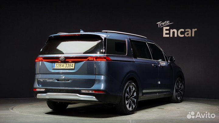 Kia Carnival 2.2 AT, 2021, 58 997 км