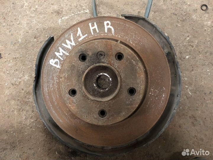 Bmw 1 кулак задний правый