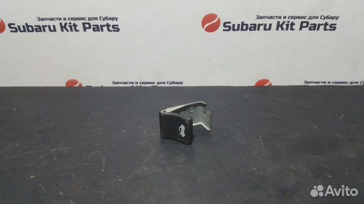 Рычаг открывания капота Subaru Impreza Wrx Sti GD