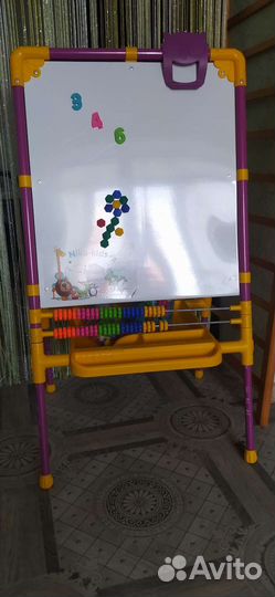 Доска мольберт для развития ребенка