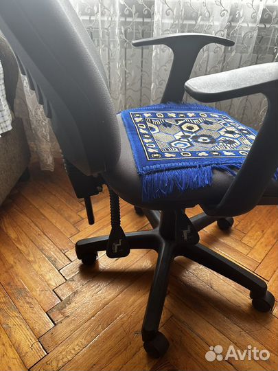 Компьютерное кресло