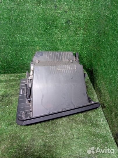 Бардачок Opel Astra