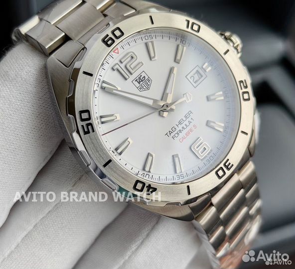 Часы мужские Tag Heuer Formula 1 Calibre 5 белый