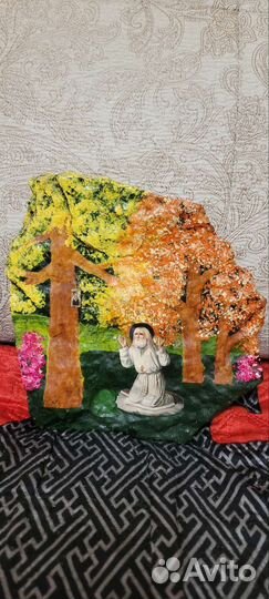 Камень с изображением святого Серафима Саровского