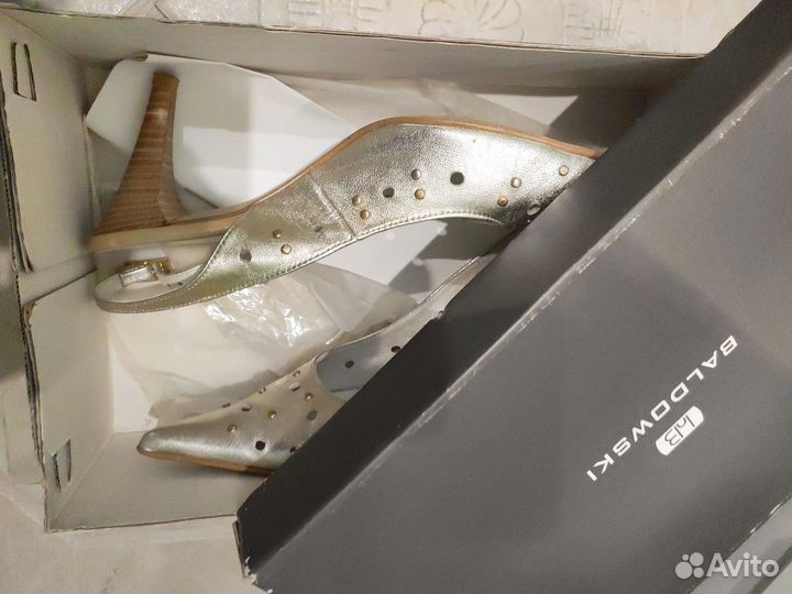 Туфли женские кожаные