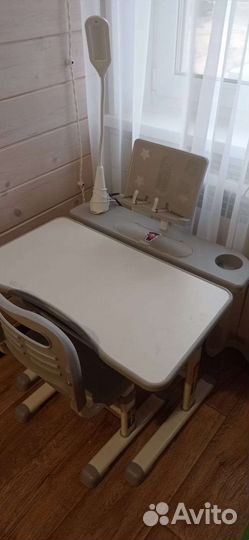 Растущая парта и стул