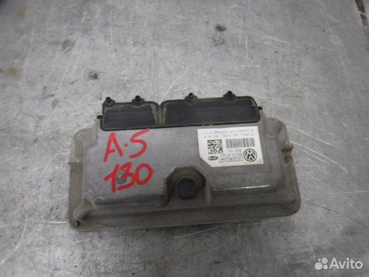 Блок управления двигателем Skoda Octavia A5 BUD