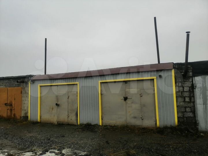 Гараж, > 30 м²