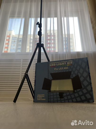 Видеосвет Pro LED 600