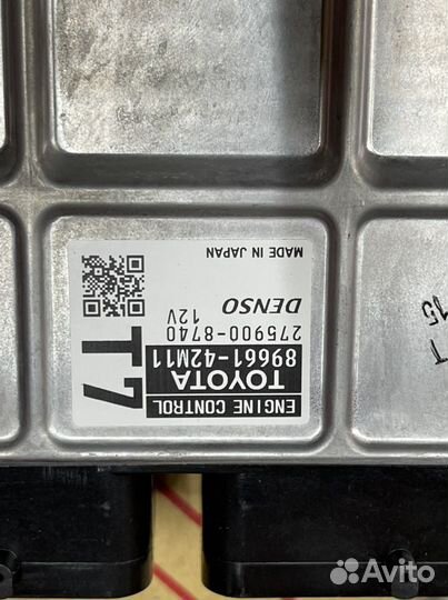 Блок управления двигателем Toyota RAV4