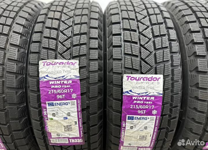 Tourador Winter Pro TSS1 215/60 R17 29T
