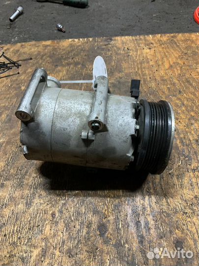Компрессор кондиционера Вольво S60 2012 FS B4164T