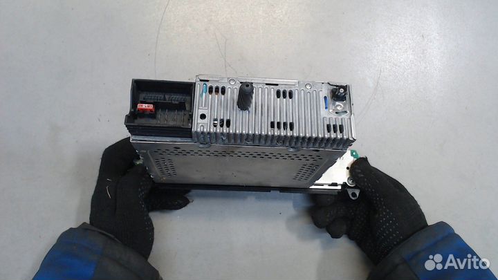 Магнитола BMW X3 E83, 2005