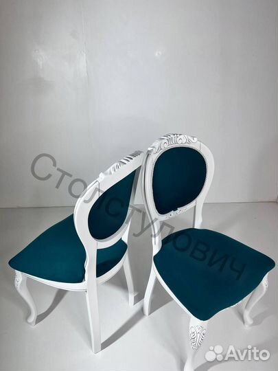 Столы и стулья