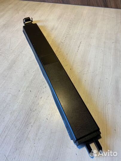 Накладка рейлинга левая Renault Duster