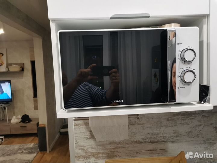 Микроволновая печь Leran