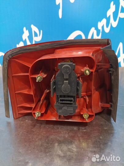 Ауди А6С5 Allroad, Фонарь задний правый универсал