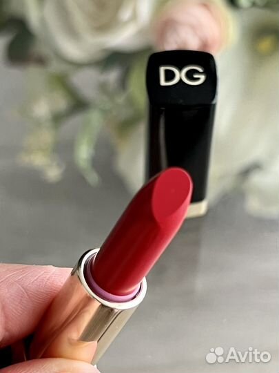 Помады Dior, Shiseido, DG