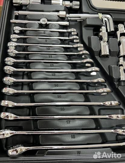 Набор Инструментов New epoch 219