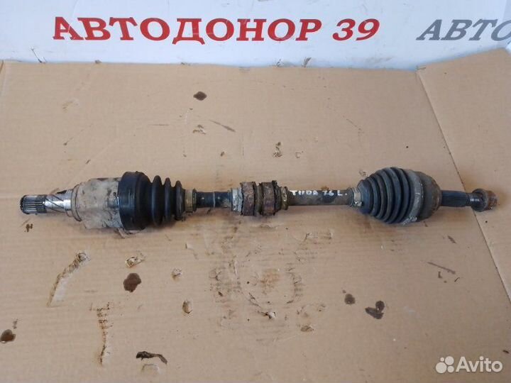 Полуось привод передний левый Nissan Tiida 1.6