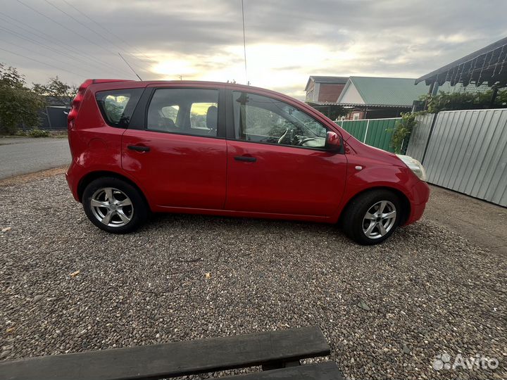 Nissan Note 1.4 МТ, 2007, 220 000 км