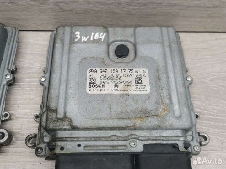 Блок управления двигателем Mercedes C W204