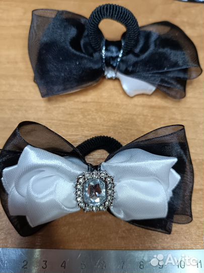 Пара нарядные бантов