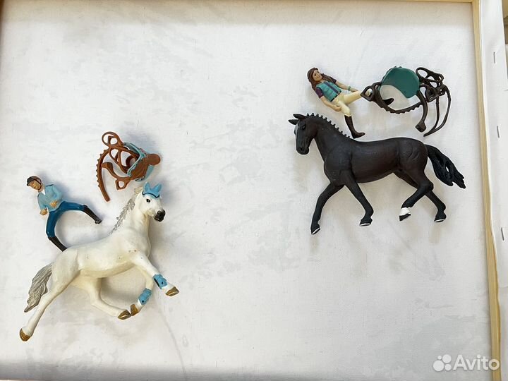 Фигурки лошадей schleich
